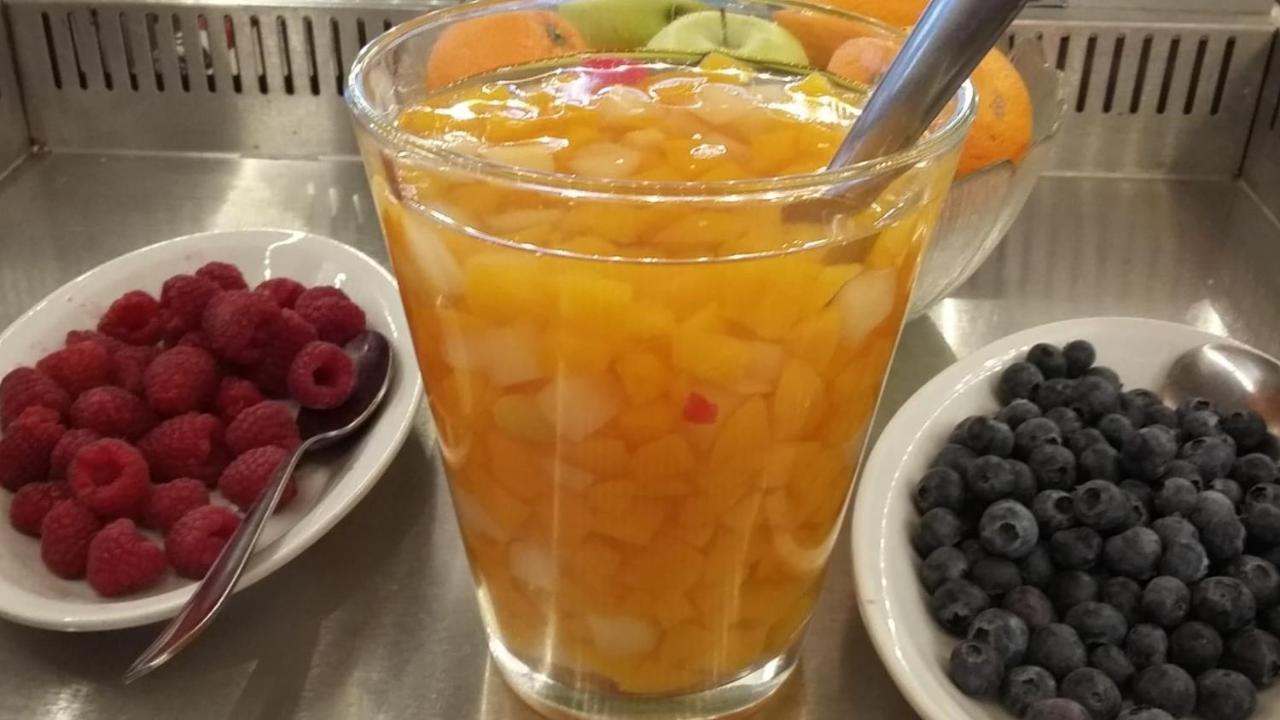 רימיני Hotel Spiaggia Marconi מראה חיצוני תמונה